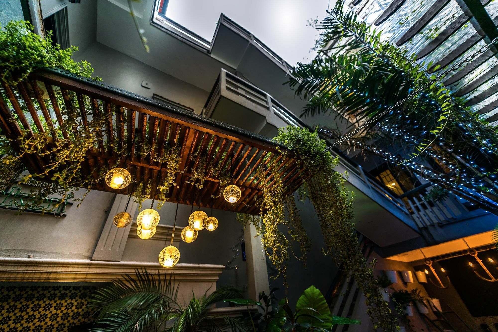 Oliving Serviced Residence Hanoi Exteriör bild